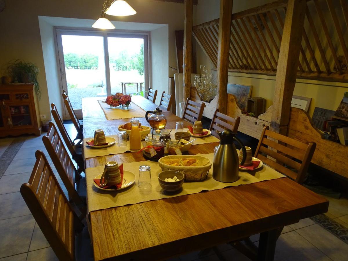La Ferme De Madelonnet Bed and Breakfast Saint-Jeures Eksteriør billede